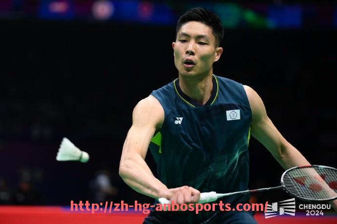 安博体育-法甲赛季进攻策略解析及球队应对方案研究